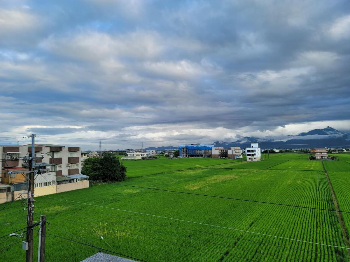 渡小夜電梯民宿 Yilannight B&B Wujie Eksteriør bilde